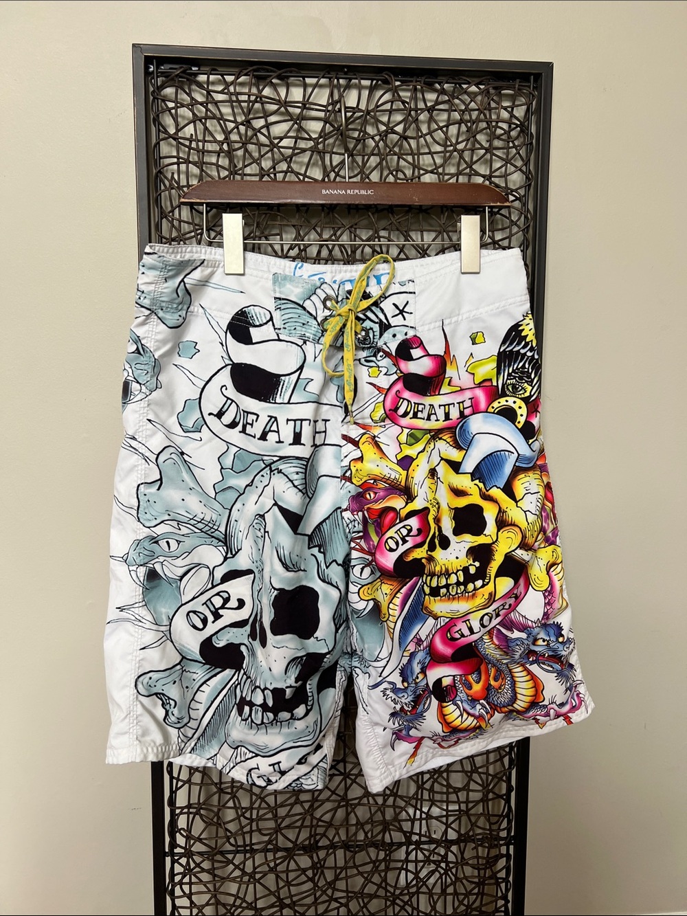 Ed Hardy Surf or Die Vintage Y2K Streetwear Goth Skater Board Shorts 33” 10” NEW